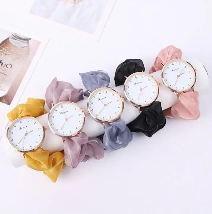 Women's Elegant Scrunchie Style Watch – Fashionable Hairband Wristwatch
