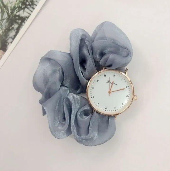 Women's Elegant Scrunchie Style Watch – Fashionable Hairband Wristwatch