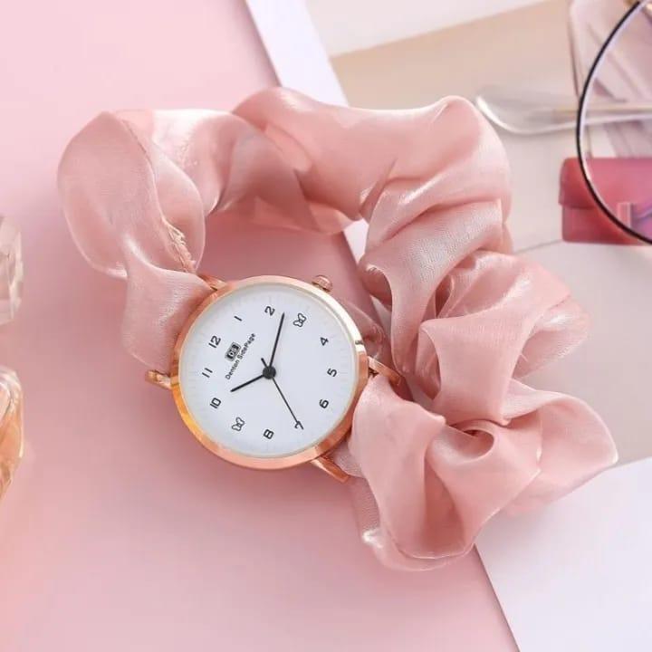 Women's Elegant Scrunchie Style Watch – Fashionable Hairband Wristwatch